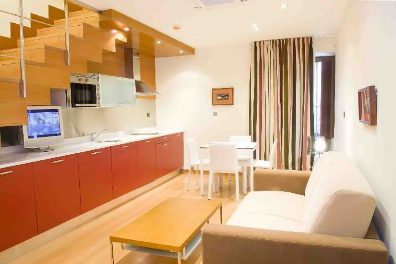 Apartamentos Maria Luisa Burgos Exterior photo